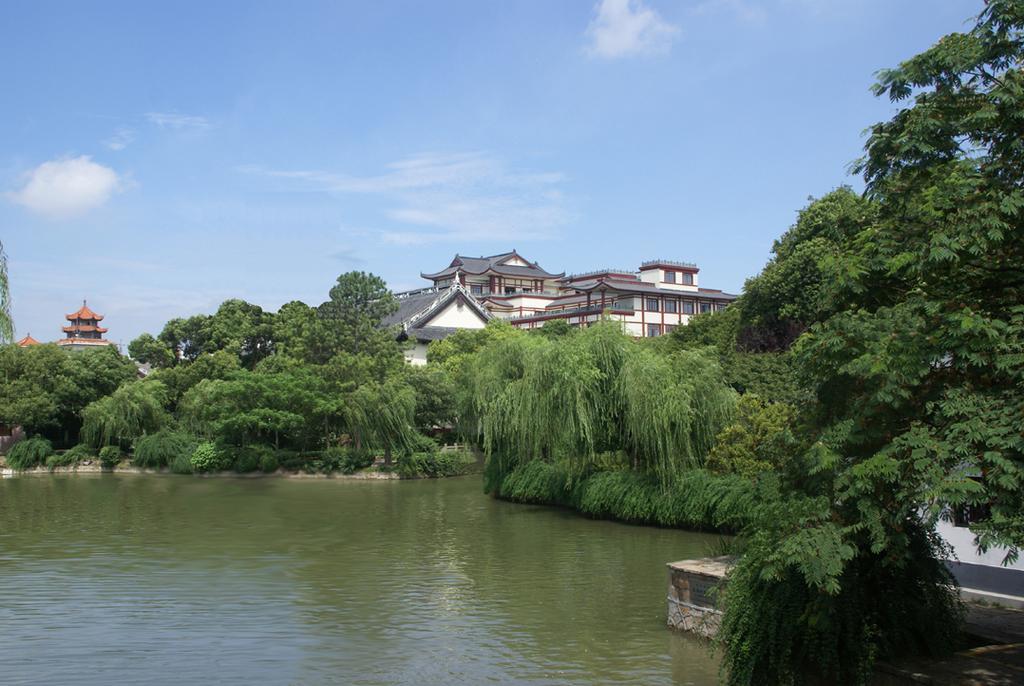 Guhua Garden Hotel 3*